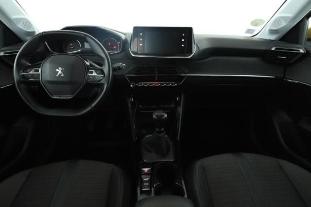 Peugeot 208 image 2
