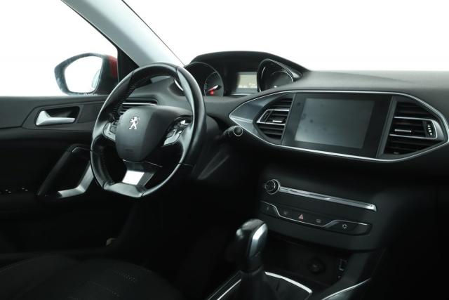 Peugeot 308 image 3
