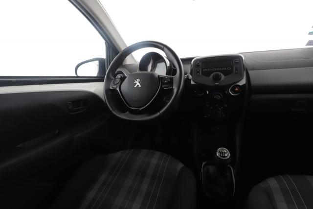 Peugeot 108 image 1