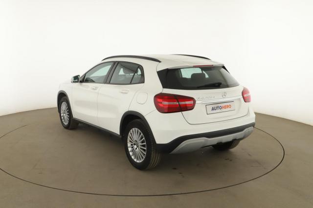 Mercedes Benz Gla image 1