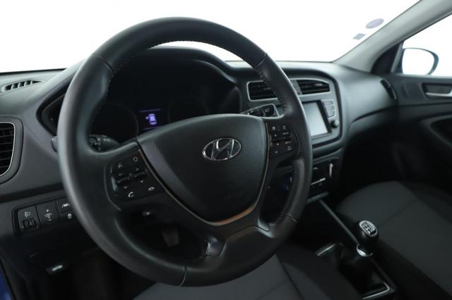 Hyundai I20 image 1
