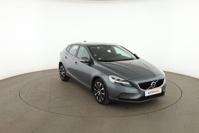 Volvo V40 image 2