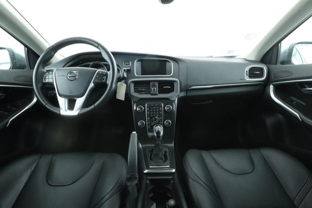 Volvo V40 image 6