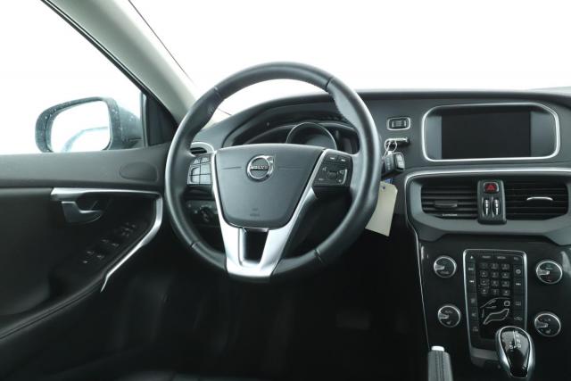 Volvo V40 image 8