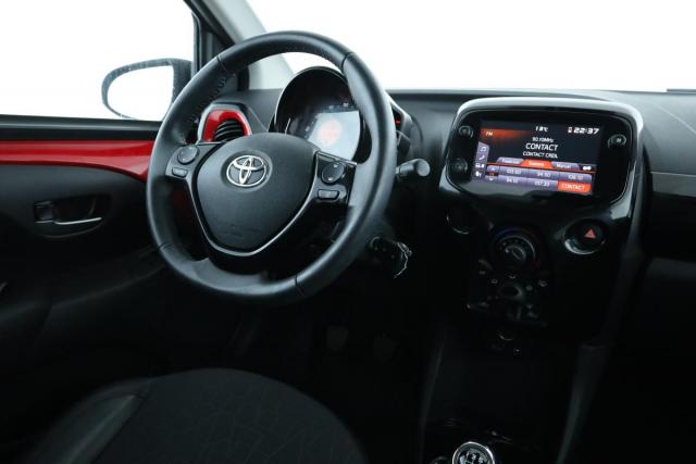 Toyota Aygo image 9