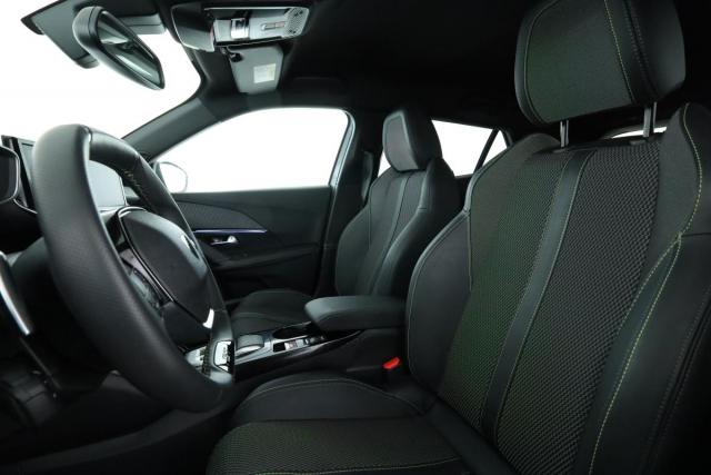 Peugeot 2008 image 5