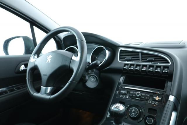 Peugeot 3008 image 1