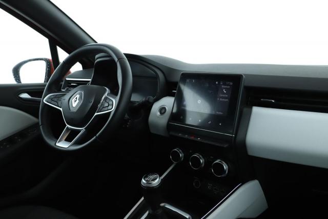 Renault Clio image 9