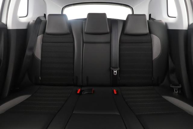 Peugeot 2008 image 4