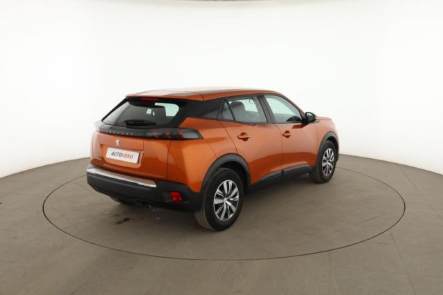 Peugeot 2008 image 2