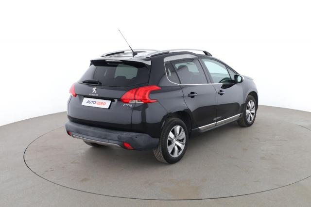 Peugeot 2008 image 3
