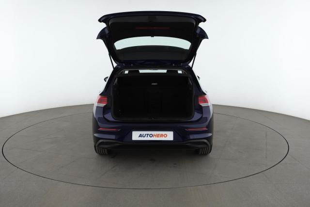 Volkswagen Golf image 7