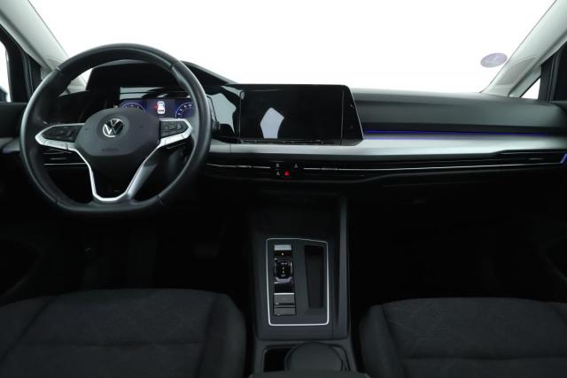 Volkswagen Golf image 8