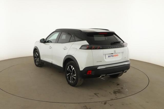 Peugeot 2008 image 3