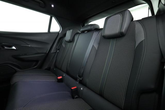 Peugeot 2008 image 1