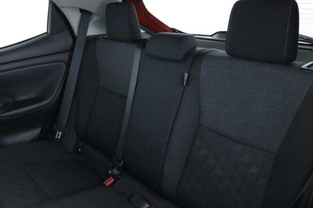 Toyota Yaris image 6