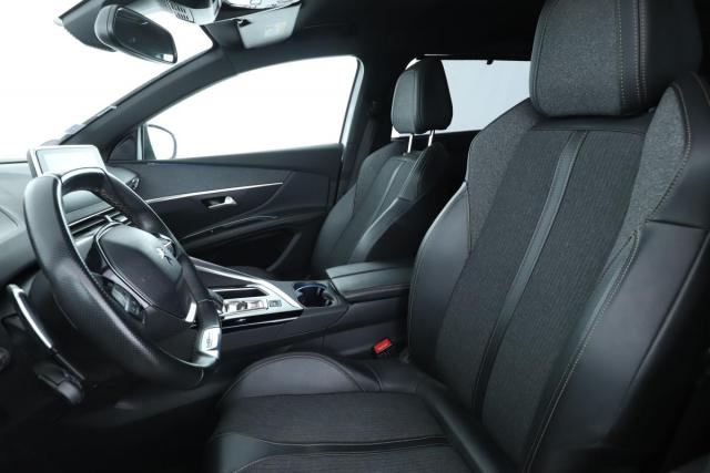 Peugeot 5008 image 3