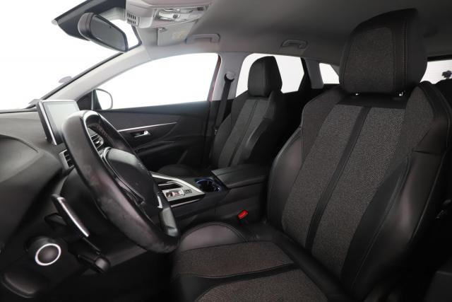 Peugeot 3008 image 3