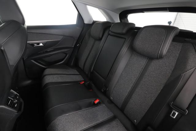 Peugeot 3008 image 1