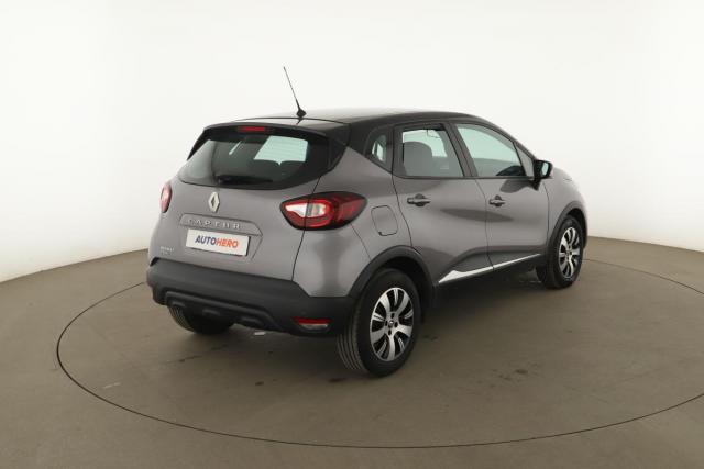 Renault Captur image 7