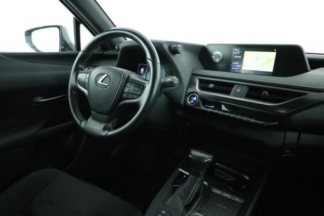 Lexus Ux image 5
