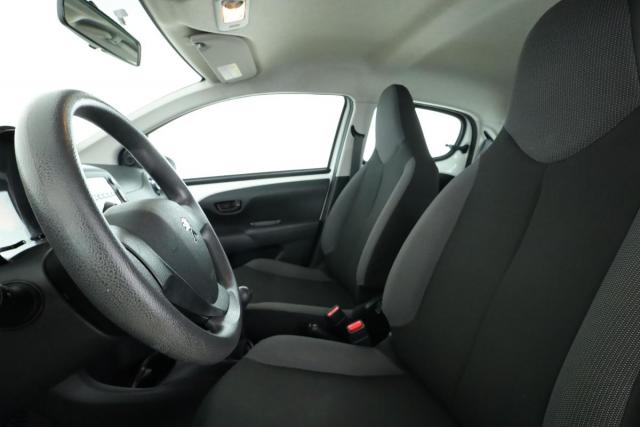 Peugeot 108 image 7