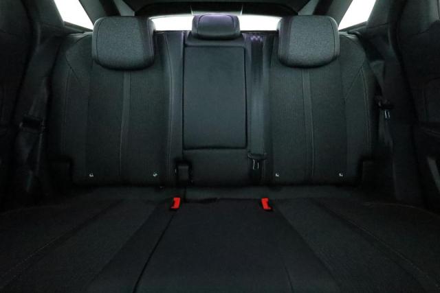 Peugeot 3008 image 1