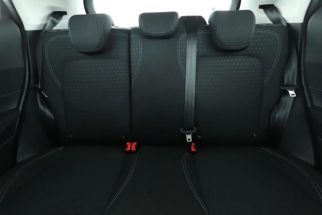 Ford Fiesta image 8