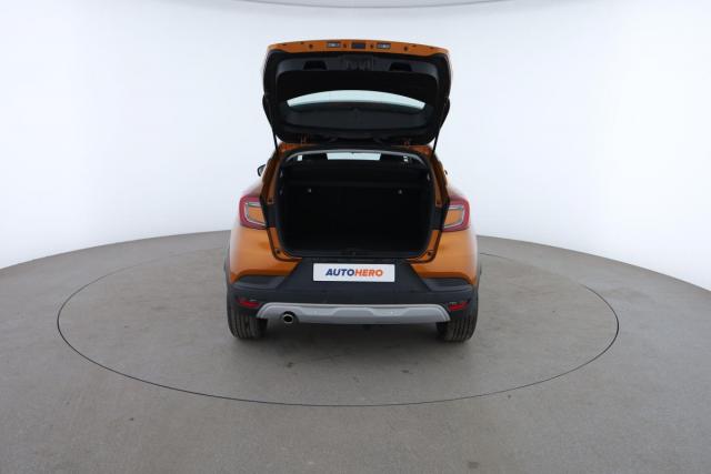 Renault Captur image 1