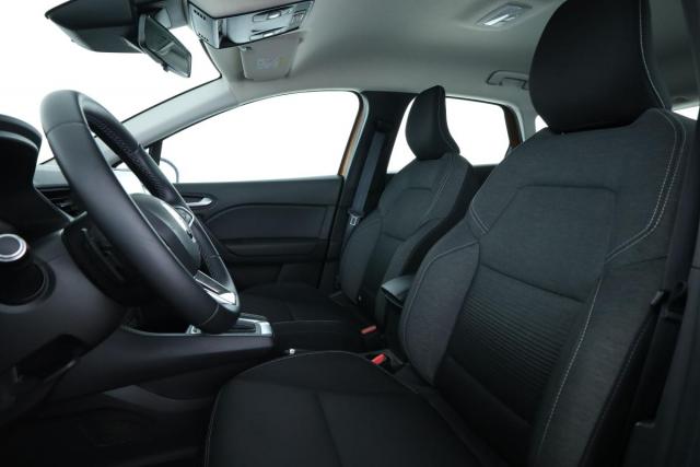 Renault Captur image 8