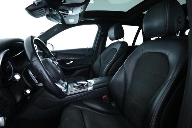 Mercedes Benz Glc image 8