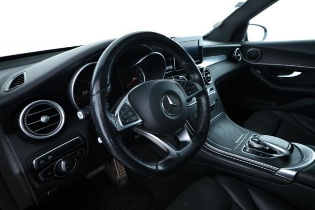 Mercedes Benz Glc image 9