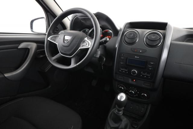 Dacia Duster image 1
