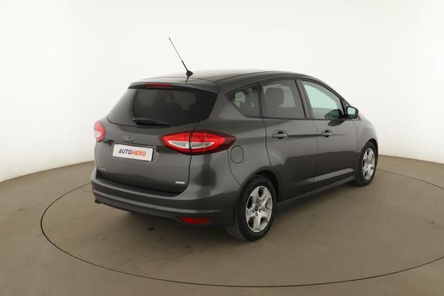 Ford C-Max image 1