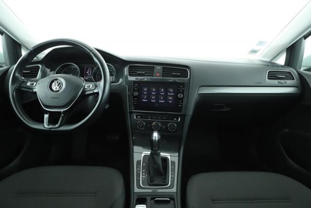 Volkswagen Golf Sw image 1
