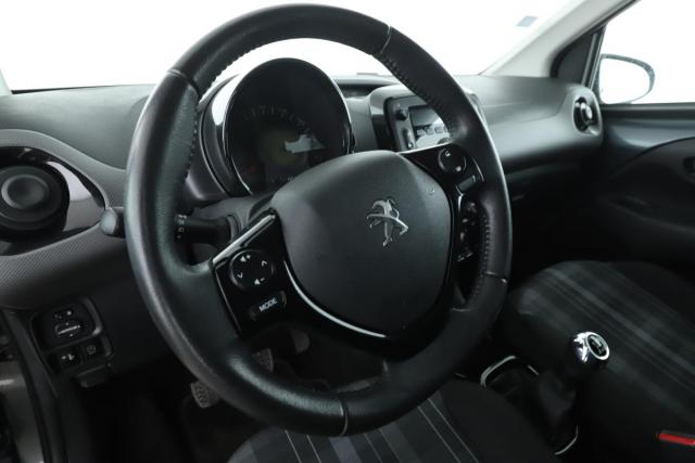 Peugeot 108 image 9