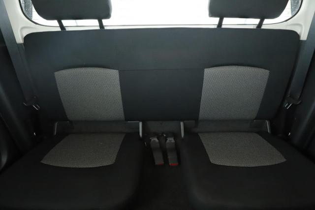 Mitsubishi L200 image 6