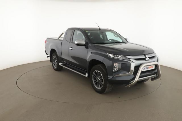 Mitsubishi L200 image 4