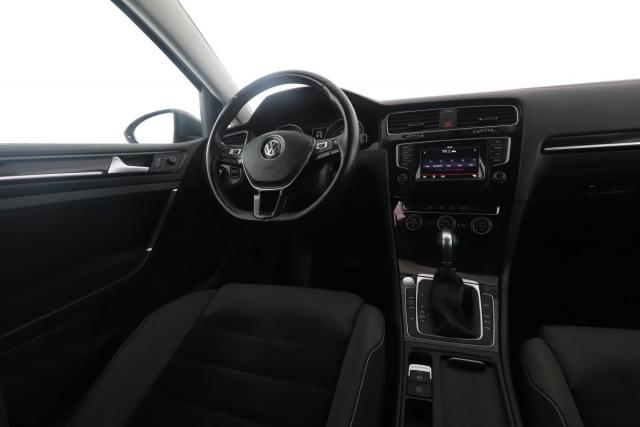 Volkswagen Golf image 5