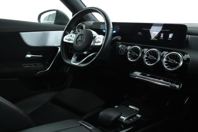 Mercedes Benz Cla image 3