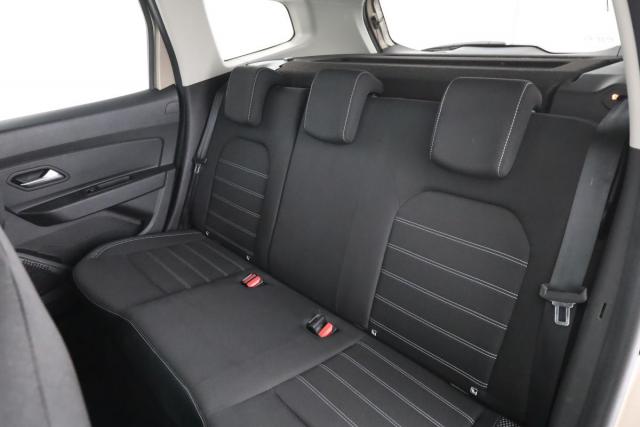 Dacia Duster image 8