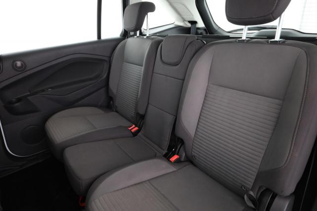 Ford Grand C-Max image 2