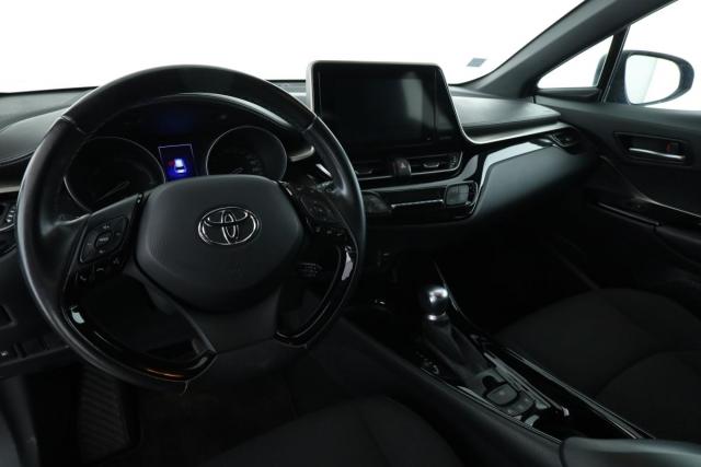 Toyota C-Hr image 5