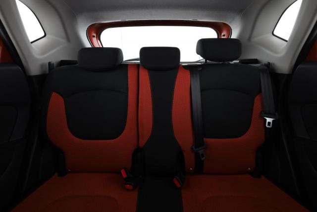 Renault Captur image 2