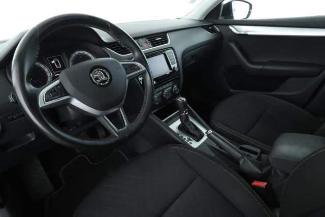 Skoda Octavia image 4
