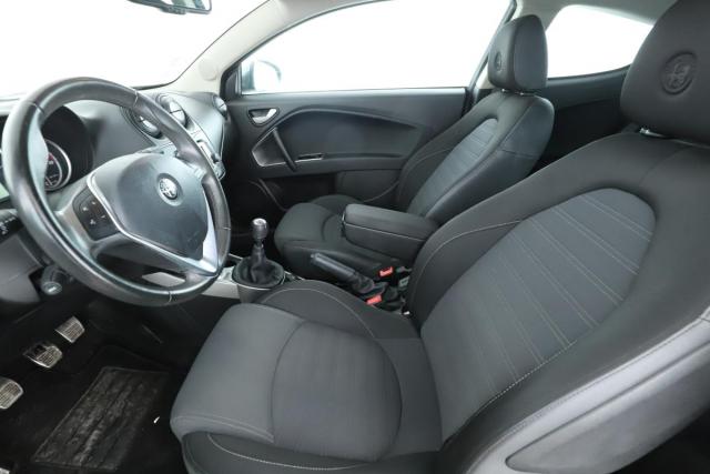 Alfa Romeo Mito image 4