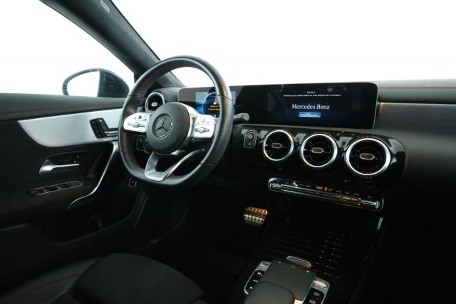 Mercedes Benz Cla image 8