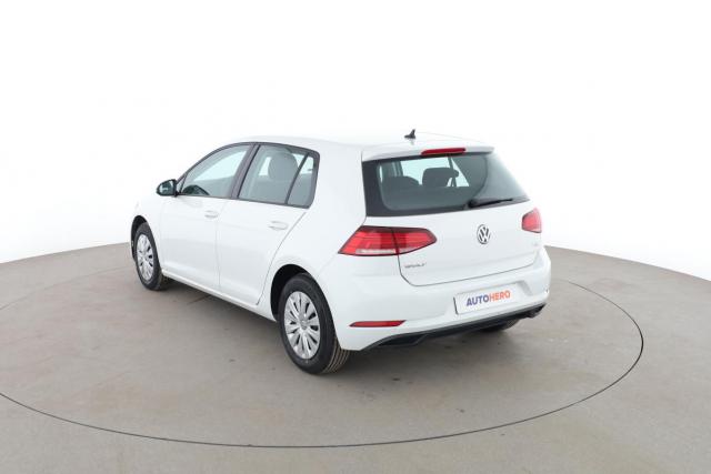 Volkswagen Golf image 9