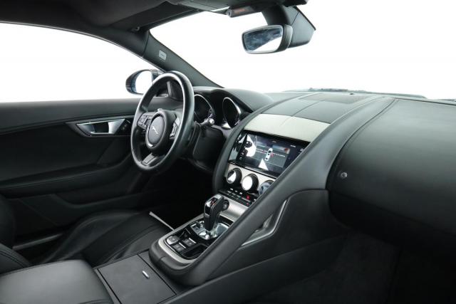Jaguar F-Type image 6