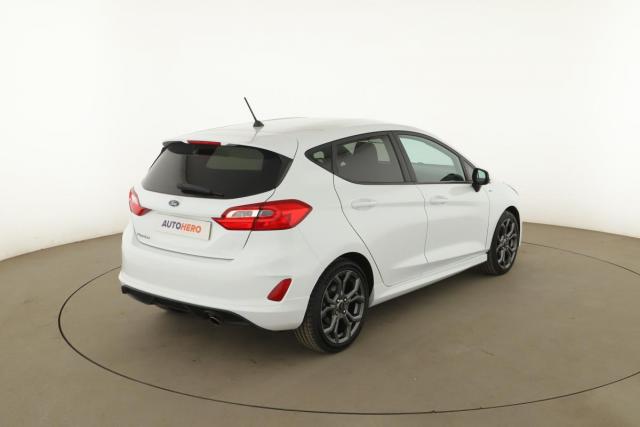 Ford Fiesta image 2